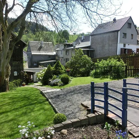 Apartment In Thuringian Forest With Garden